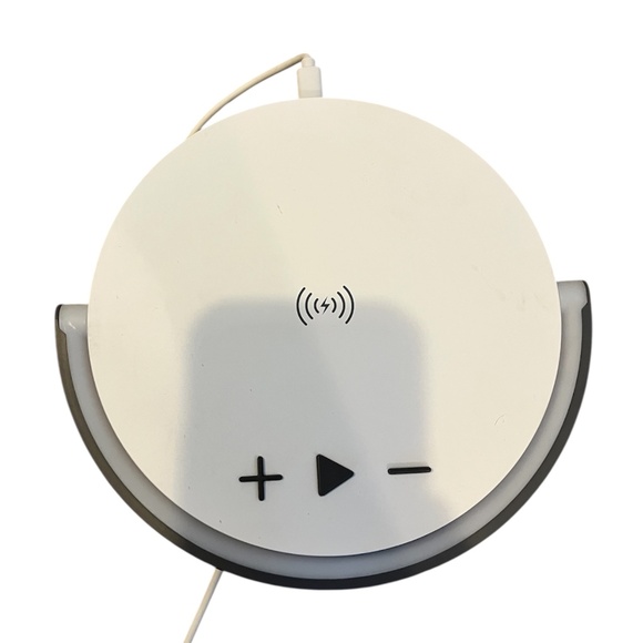 3 Purpose Phone Charger/Bluetooth Speaker/Nightlight - Picture 3 of 11